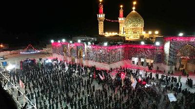 مشاهدُ الوفاء تتجدد مع استمرار توافد المواكب إلى مرقد العلوية الشريفة، في ذكرى شهادتها، وسط أجواءٍ يسودها الدعاء والخشوع